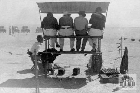 JUC_083_Timing-Stand