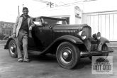 EDE_089_Vic-and-his-Deuce-42