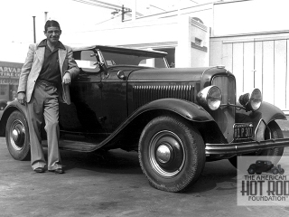 EDE_089_Vic-and-his-Deuce-42