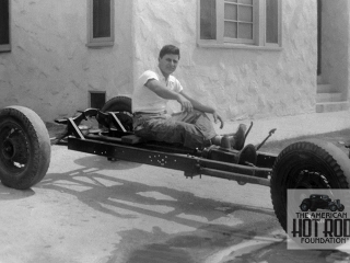 EIC_002_Tryin-out-the-Chassis