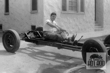 EIC_002_Tryin-out-the-Chassis