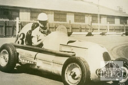 OAK_018_Oakes-in-Allen-Car