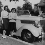 DEZ_128_Girls-and-Car-number-33