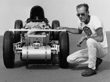 FLC_027_Larsens-Liner-is-Small