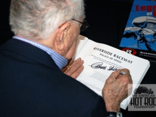 JMC_1141_Carroll-Shelby-Signs-10