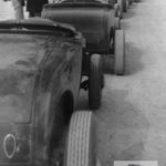 DFC_059_Waiting-in-line-to-run-in-46