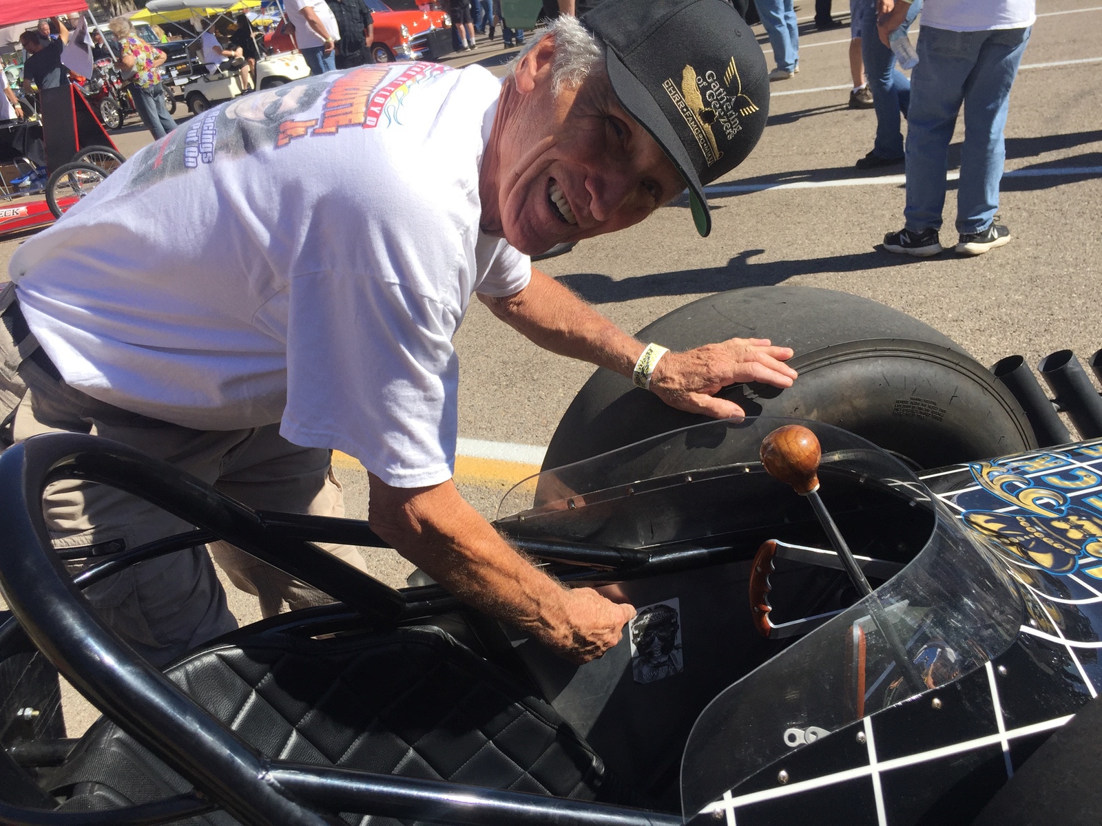 Bob Muravez AHRF Member of the Month Jan 2022 1