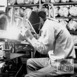 FLC_038_Welding Larsen Cummins Liner