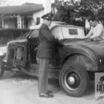 DLC_022_Castle and his Roadster 42
