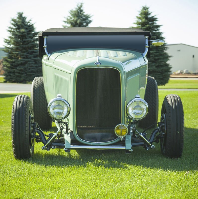 1932 Ford Model-B Roadster (Doug Mills)