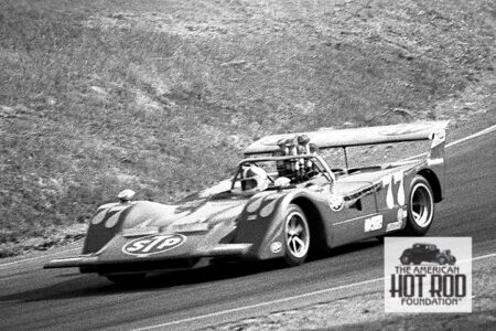 TOM_127_Chris Amon in a March 707 '70